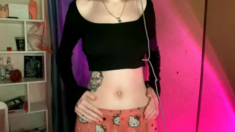 Kate online show from May 23, 2026, 5:23 am
