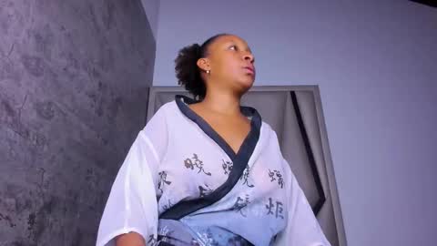 euphoria_06 online show from February 7, 2026, 4:05 am