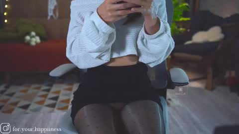 Snapshot of euphoriiiaa chatting on October 14, 2025, 7:09 am Mira online show from October 14, 2025, 7:09 am