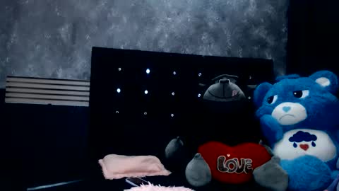 eva_06 online show from May 28, 2026, 10:29 pm