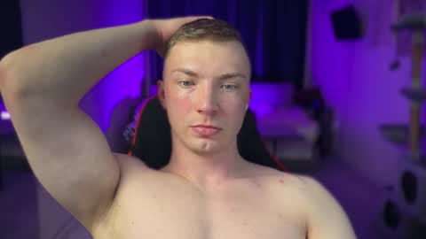 Snapshot of eva_iron chatting on February 8, 2026, 10:57 pm Eva and Iron online show from February 8, 2026, 10:57 pm