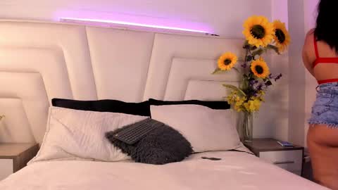 Eva Jamees online show from September 24, 2025, 2:48 am