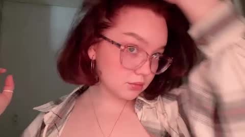 Snapshot of eva_kittenn chatting on February 4, 2026, 12:22 pm eva_kittenn online show from February 4, 2026, 12:22 pm
