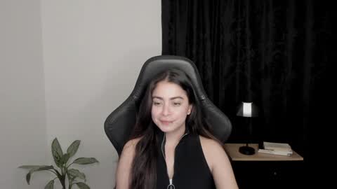 eva_monn online show from January 10, 2025, 11:18 pm