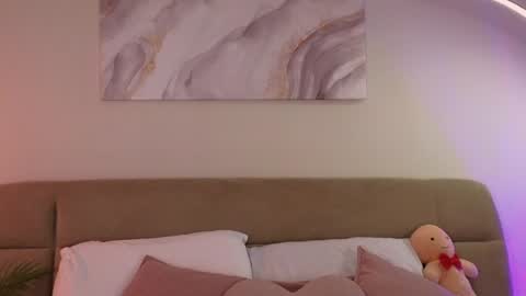 Snapshot of eva_natsumi chatting on January 20, 2025, 8:19 am Eva online show from January 20, 2025, 8:19 am