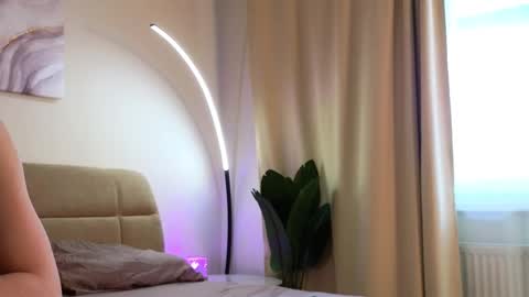 Snapshot of eva_natsumi chatting on February 22, 2025, 11:02 am Eva online show from February 22, 2025, 11:02 am