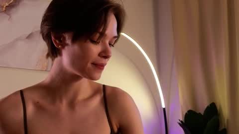 Snapshot of eva_natsumi chatting on March 1, 2025, 1:40 pm Eva online show from March 1, 2025, 1:40 pm