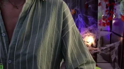 Snapshot of eva_natsumi chatting on October 27, 2025, 5:17 pm Eva online show from October 27, 2025, 5:17 pm