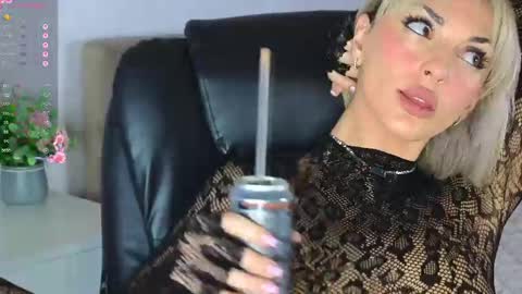 Eva online show from April 9, 2026, 5:18 am