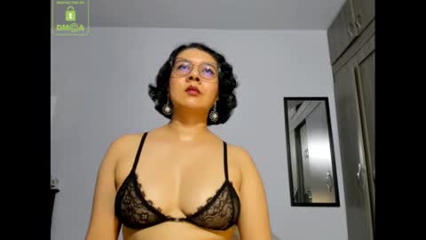 Snapshot of eva_rain01 chatting on January 7, 2025, 9:57 pm Eva online show from January 7, 2025, 9:57 pm