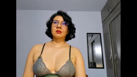 Snapshot of eva_rain01 chatting on February 2, 2025, 9:56 pm Eva online show from February 2, 2025, 9:56 pm
