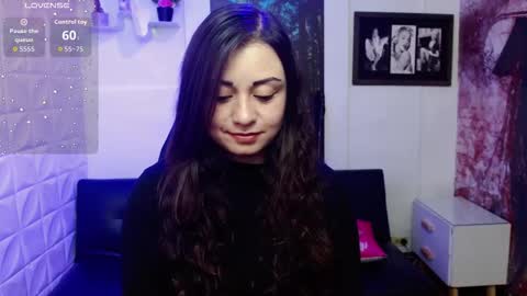 Snapshot of eva_rosell chatting on November 7, 2025, 2:50 pm Eva online show from November 7, 2025, 2:50 pm