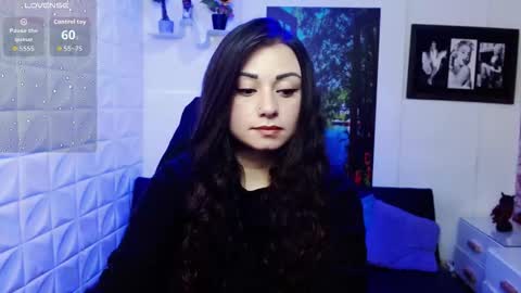 Eva online show from November 26, 2025, 2:51 pm