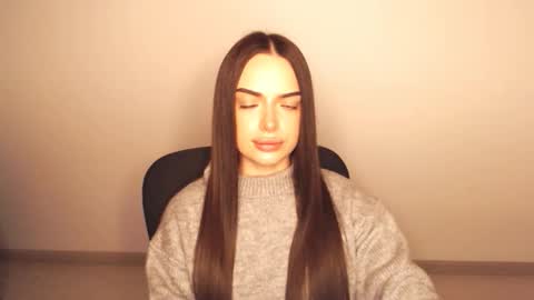 Eva online show from October 10, 2025, 4:06 pm