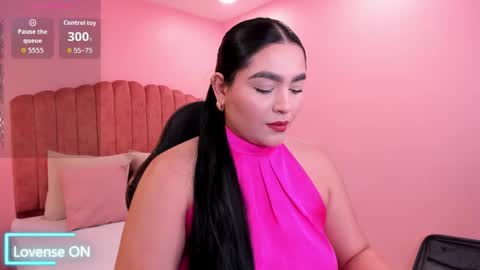eva_saintt online show from November 7, 2025, 4:51 pm