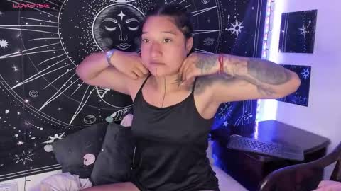 Eva  online show from October 17, 2025, 7:55 am