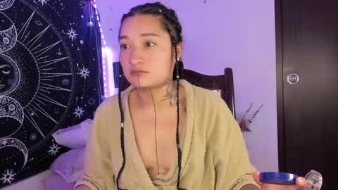 Snapshot of eva_sanderslee chatting on February 6, 2026, 8:51 am Eva online show from February 6, 2026, 8:51 am