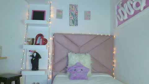 Eva Sin online show from April 8, 2026, 12:21 am