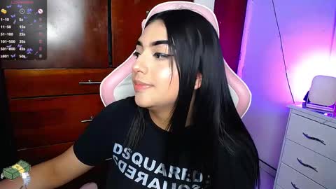 Snapshot of eva_six_ chatting on December 4, 2024, 9:02 pm Eva online show from December 4, 2024, 9:02 pm