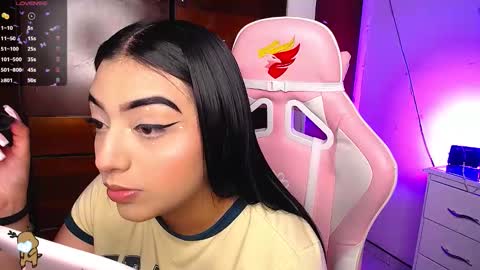 Snapshot of eva_six_ chatting on December 30, 2024, 11:17 pm Eva online show from December 30, 2024, 11:17 pm