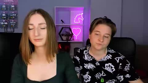 Snapshot of eva_smiith_ chatting on October 3, 2025, 6:32 am Eva online show from October 3, 2025, 6:32 am