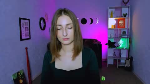 Snapshot of eva_smiith_ chatting on October 7, 2025, 5:37 am Eva online show from October 7, 2025, 5:37 am