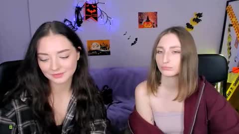 Snapshot of eva_smiith_ chatting on October 20, 2025, 12:16 pm Eva online show from October 20, 2025, 12:16 pm