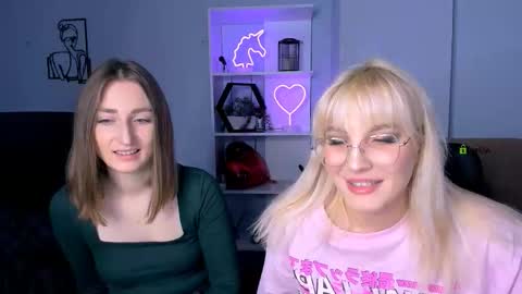 Snapshot of eva_smiith_ chatting on November 6, 2025, 6:47 am Eva online show from November 6, 2025, 6:47 am