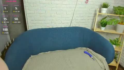 Hi Im Eva new here online show from July 5, 2026, 3:19 pm