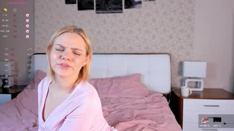 Eva online show from October 15, 2025, 2:06 pm
