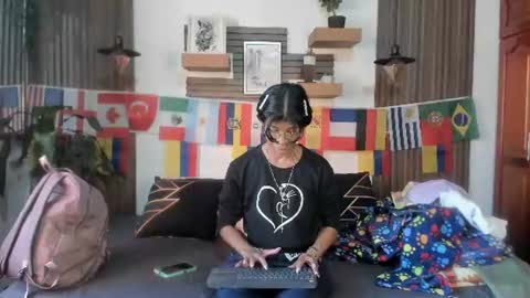 Snapshot of evaa_campbell chatting on June 22, 2026, 1:19 pm Eva online show from June 22, 2026, 1:19 pm