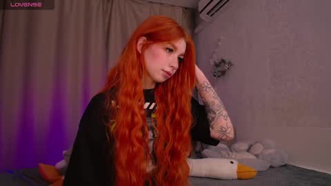 Snapshot of evaa_moonn_ chatting on February 12, 2025, 8:06 am Eva online show from February 12, 2025, 8:06 am