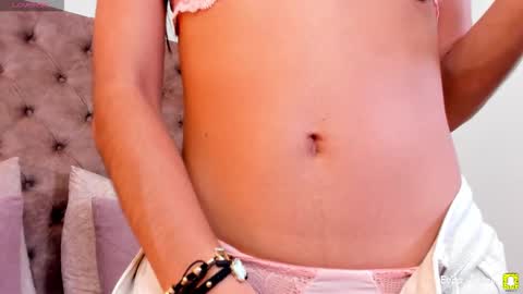 Eva online show from November 10, 2025, 10:31 pm