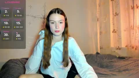 Snapshot of evablssm chatting on November 8, 2025, 3:23 pm Hi Im Eva - welcome to my room online show from November 8, 2025, 3:23 pm
