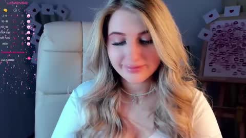 Eva  online show from February 24, 2025, 5:22 am