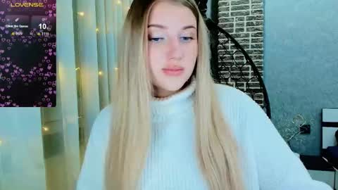 Eva  online show from November 29, 2025, 1:30 am