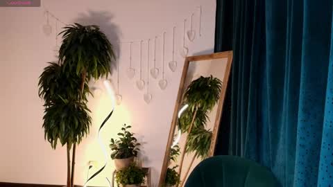 Eva  online show from April 16, 2026, 2:34 am