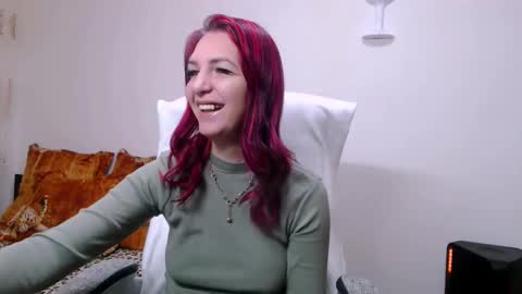 EvadesireONE online show from March 8, 2026, 7:56 am