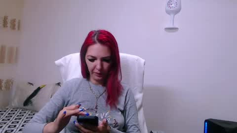 Snapshot of evadesireone chatting on May 31, 2026, 6:31 pm EvadesireONE online show from May 31, 2026, 6:31 pm