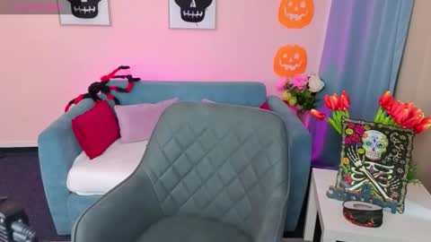 Eva online show from October 26, 2025, 7:03 am