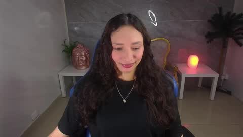 Evangeline online show from September 9, 2025, 3:39 am