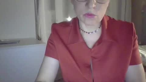 evaglad online show from September 29, 2025, 4:45 pm