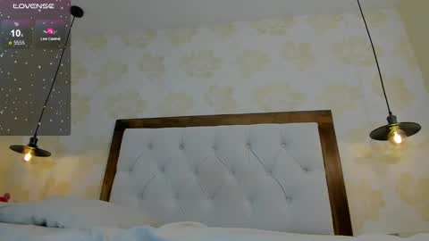 E V A  online show from January 20, 2025, 8:30 am