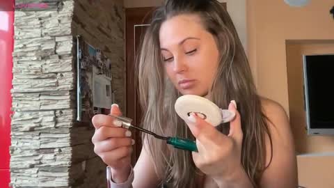 EvaHazard online show from February 7, 2026, 8:18 am