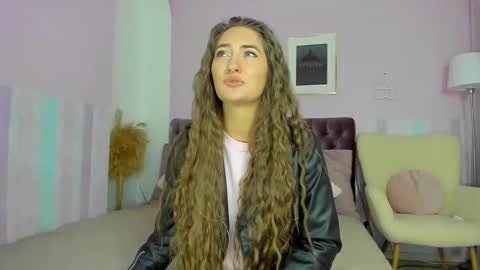 Snapshot of evalaniss chatting on October 7, 2025, 3:04 am Eva online show from October 7, 2025, 3:04 am