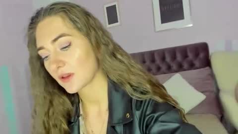 Snapshot of evalaniss chatting on October 8, 2025, 2:53 am Eva online show from October 8, 2025, 2:53 am