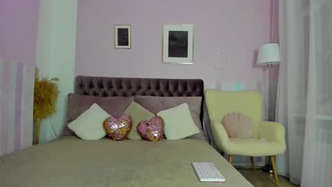 Snapshot of evalaniss chatting on October 10, 2025, 3:16 am Eva online show from October 10, 2025, 3:16 am