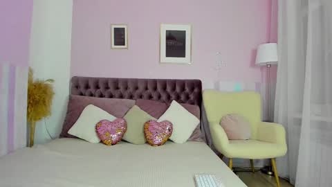 Snapshot of evalaniss chatting on October 24, 2025, 2:52 am Eva online show from October 24, 2025, 2:52 am