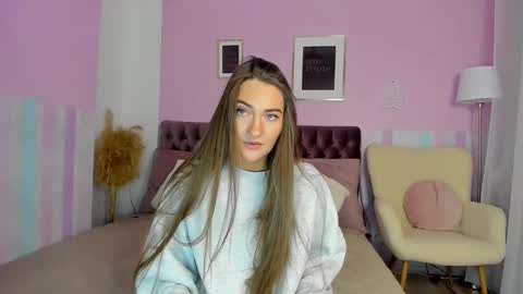 Snapshot of evalaniss chatting on November 12, 2025, 4:02 am Eva online show from November 12, 2025, 4:02 am