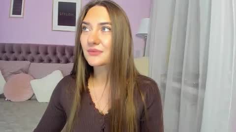Eva online show from May 25, 2026, 3:23 am